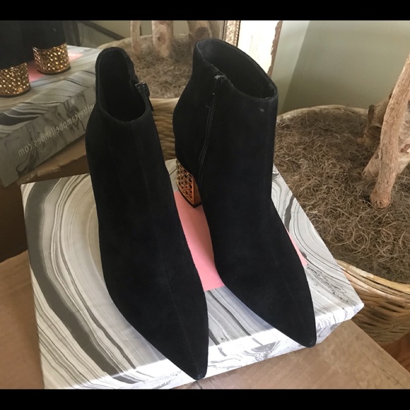 Jeffrey Campbell Ankle Boot w/blinged heel - Picture 4 of 6